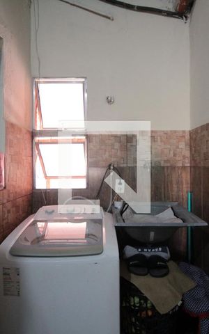 Casa para alugar com 90m², 2 quartos e 1 vagaArea de Serviço