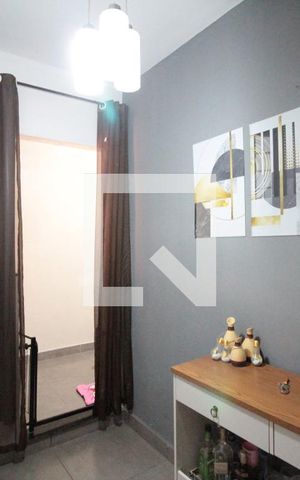 Casa para alugar com 90m², 2 quartos e 1 vagaHall