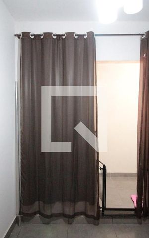 Casa para alugar com 90m², 2 quartos e 1 vagaHall