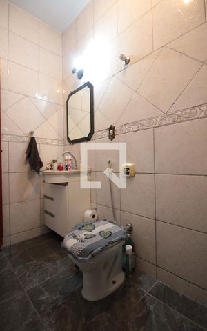 Casa para alugar com 90m², 2 quartos e 1 vagaBanheiro da Suite