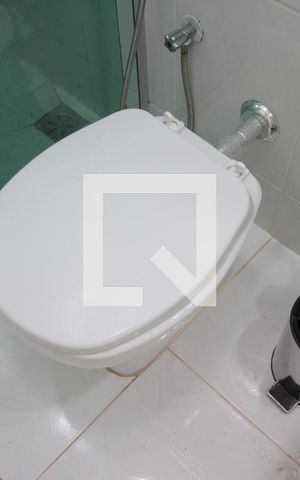 Casa à venda com 220m², 4 quartos e 2 vagasBanheiro Social