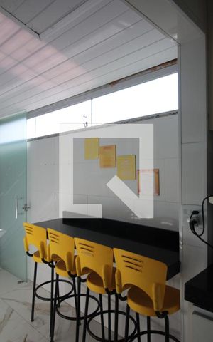 Casa à venda com 220m², 4 quartos e 2 vagasCozinha