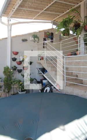 Casa à venda com 220m², 4 quartos e 2 vagasArea Externa
