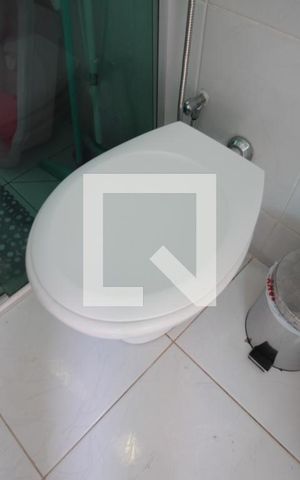 Casa à venda com 220m², 4 quartos e 2 vagasBanheiro da Suite 2