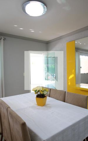 Casa à venda com 220m², 4 quartos e 2 vagasSala de Estar e Copa