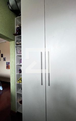 Casa à venda com 352m², 4 quartos e 4 vagas Casa à venda com 352m², 4 quartos e 4 vagasQuarto de Serviço