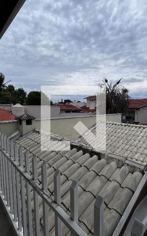 Casa à venda com 352m², 4 quartos e 4 vagas Casa à venda com 352m², 4 quartos e 4 vagasSacada