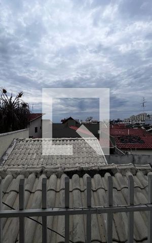 Casa à venda com 352m², 4 quartos e 4 vagas Casa à venda com 352m², 4 quartos e 4 vagasSacada