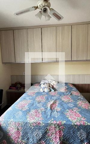 Casa à venda com 352m², 4 quartos e 4 vagas Casa à venda com 352m², 4 quartos e 4 vagasQuarto de Serviço
