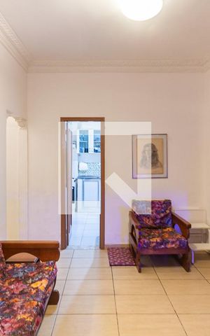 Apartamento à venda com 75m², 3 quartos e sem vagaSala