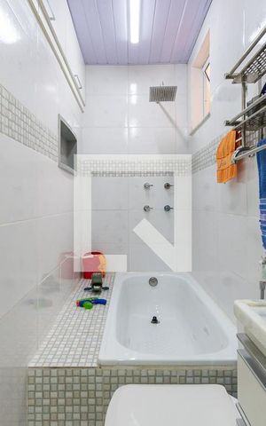Apartamento à venda com 75m², 3 quartos e sem vagaBanheiro Suíte