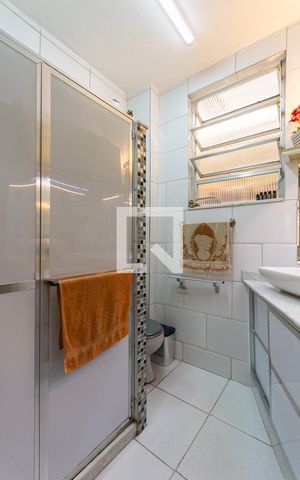 Apartamento à venda com 75m², 3 quartos e sem vagaBanheiro