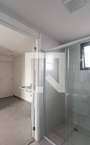 Studio para alugar com 30m², 1 quarto e sem vaga Studio para alugar com 30m², 1 quarto e sem vagaBanheiro