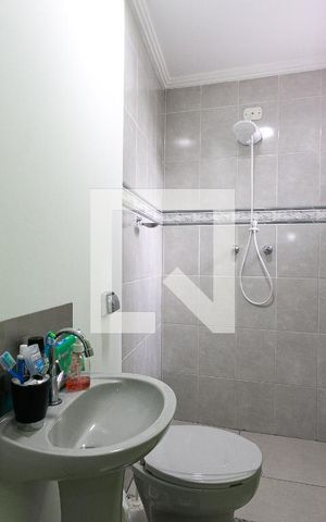 Casa à venda com 100m², 2 quartos e 3 vagasBanheiro da Suíte