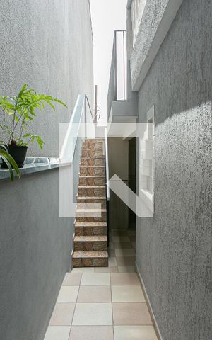 Casa à venda com 100m², 2 quartos e 3 vagasCorredor