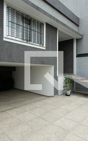 Casa à venda com 100m², 2 quartos e 3 vagasGaragem