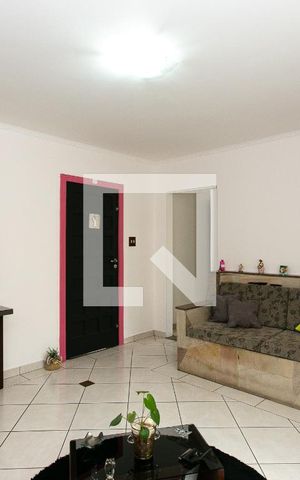 Casa à venda com 100m², 2 quartos e 3 vagasSala