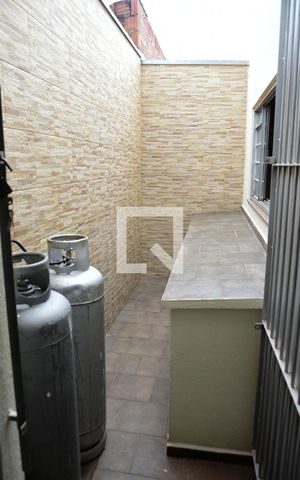Casa à venda com 200m², 3 quartos e 3 vagas Casa à venda com 200m², 3 quartos e 3 vagasÁrea Externa