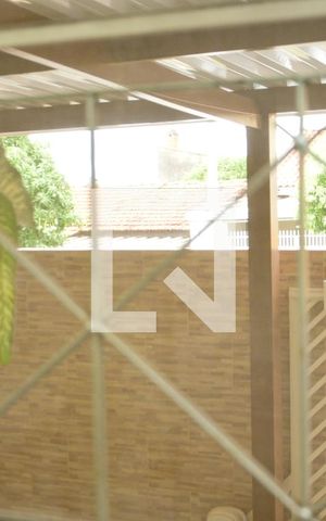 Casa à venda com 200m², 3 quartos e 3 vagas Casa à venda com 200m², 3 quartos e 3 vagasVista do Quarto 2