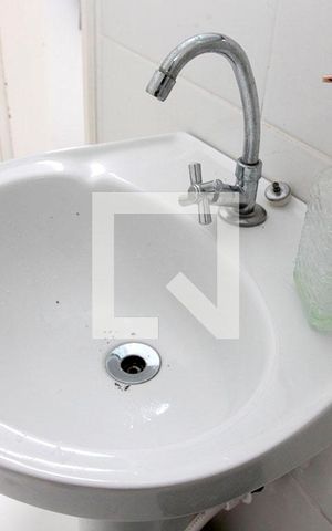Apartamento para alugar com 30m², 1 quarto e sem vagaBanheiro