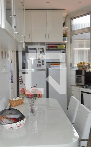 Apartamento à venda com 72m², 3 quartos e 1 vagaCozinha