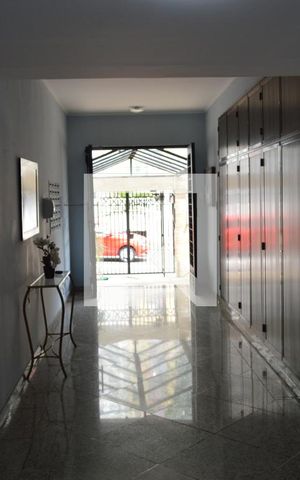 Apartamento à venda com 72m², 3 quartos e 1 vagaHall