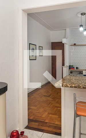 Apartamento à venda com 70m², 2 quartos e sem vagaCozinha e Área de Serviço