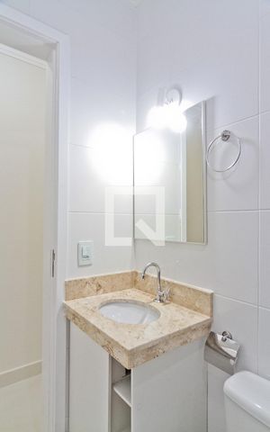 Apartamento para alugar com 30m², 1 quarto e sem vaga Apartamento para alugar com 30m², 1 quarto e sem vagaBanheiro
