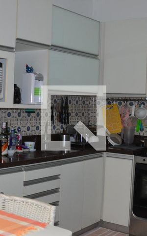 Casa à venda com 235m², 4 quartos e 2 vagasCozinha