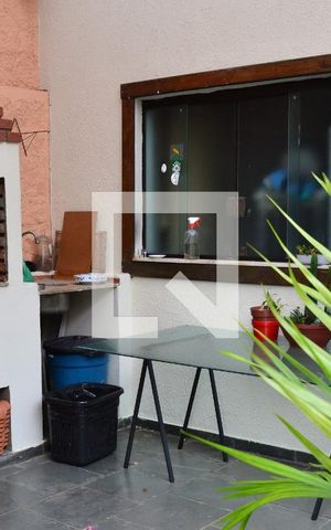 Casa à venda com 235m², 4 quartos e 2 vagasÁrea comum
