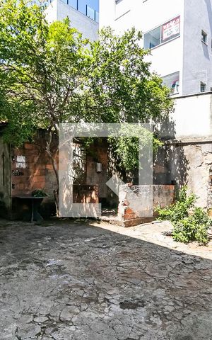 Casa à venda com 315m², 3 quartos e 8 vagas Casa à venda com 315m², 3 quartos e 8 vagasÁrea comum