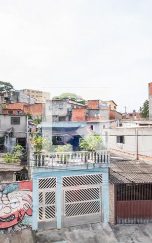 Casa à venda com 200m², 3 quartos e 2 vagas Casa à venda com 200m², 3 quartos e 2 vagasVista da Varanda