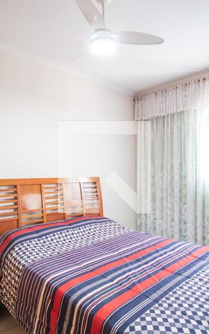 Casa à venda com 200m², 3 quartos e 2 vagas Casa à venda com 200m², 3 quartos e 2 vagasSuíte 1