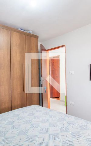 Casa à venda com 200m², 3 quartos e 2 vagas Casa à venda com 200m², 3 quartos e 2 vagasQuarto 3