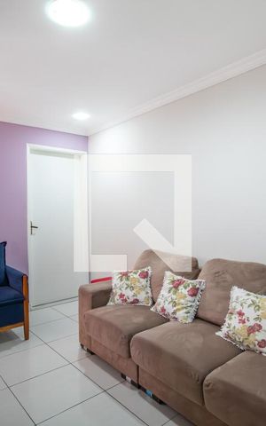 Casa à venda com 200m², 3 quartos e 2 vagas Casa à venda com 200m², 3 quartos e 2 vagasSala