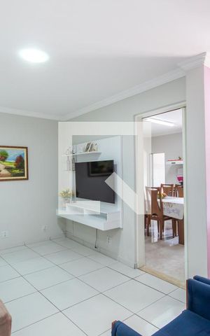 Casa à venda com 200m², 3 quartos e 2 vagas Casa à venda com 200m², 3 quartos e 2 vagasSala