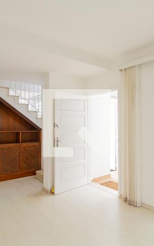 Casa à venda com 125m², 3 quartos e 2 vagasSala