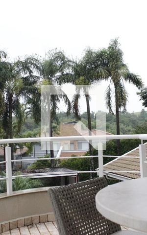Casa de condomínio à venda com 1000m², 5 quartos e 6 vagasSacada da Suíte Master