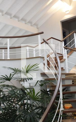 Casa de condomínio à venda com 1000m², 5 quartos e 6 vagasHall de entrada