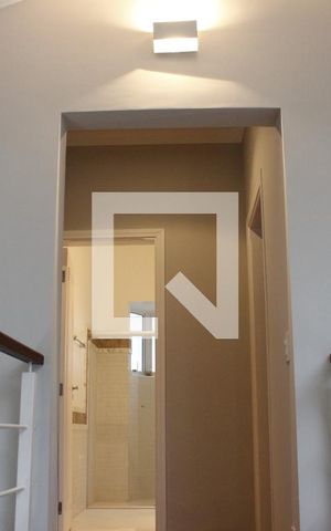 Casa de condomínio à venda com 1000m², 5 quartos e 6 vagasEntrada dos Quartos de Hospede 
