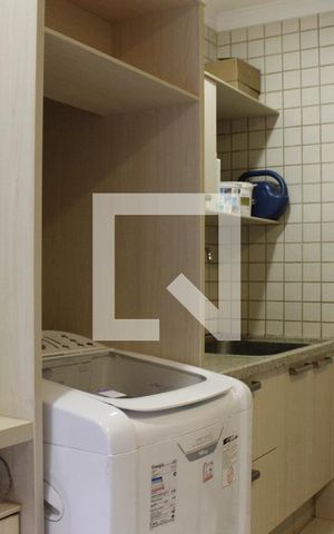Casa de condomínio à venda com 1000m², 5 quartos e 6 vagasÁrea de Serviço