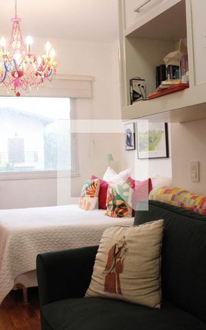 Casa de condomínio à venda com 1000m², 5 quartos e 6 vagasSuíte 1