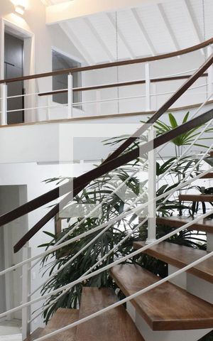 Casa de condomínio à venda com 1000m², 5 quartos e 6 vagasHall de entrada