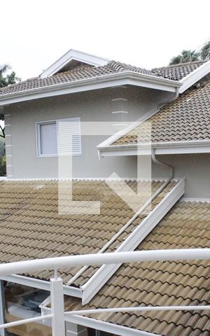 Casa de condomínio à venda com 1000m², 5 quartos e 6 vagasSacada da Suíte Master