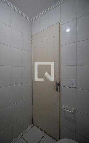 Casa para alugar com 104m², 2 quartos e 2 vagasBanheiro