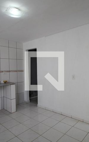 Casa para alugar com 104m², 2 quartos e 2 vagasCozinha