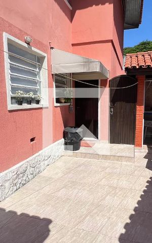 Casa à venda com 650m², 5 quartos e 6 vagasÁrea de Serviço
