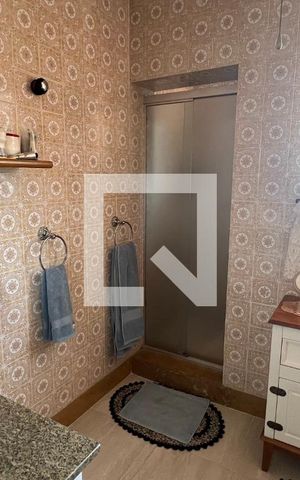 Casa à venda com 650m², 5 quartos e 6 vagasBanheiro da Suíte