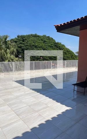 Casa à venda com 650m², 5 quartos e 6 vagasVaranda