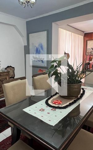Casa à venda com 650m², 5 quartos e 6 vagasSala de Jantar